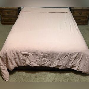 Room Essentials Light Pink Chiffon Fabric Comforter- Double/Full Sized Mattress